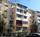 Satılır 2 otaqlı 50 m2 köhnə tikili 8 km