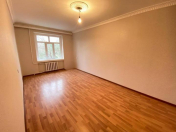 Satılır 2 otaqlı 55 m2 köhnə tikili Bakıxanov