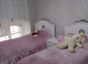 Satılır 4 otaqlı 100 m2 köhnə tikili Nizami m.