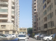 Satılır 4 otaqlı 230 m2 yeni tikili 28 May m.