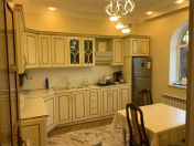 Satılır 5 otaqlı 220 m2 həyət evi Köhnə Günəşli