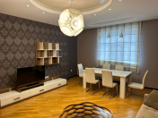 İcarəyə verilir 3 otaqlı 133 m2 yeni tikili 28 May m.