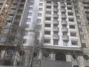 Satılır 5 otaqlı 320 m2 yeni tikili Gənclik m.