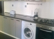 İcarəyə verilir 4 otaqlı 116 m2 köhnə tikili İçəri Şəhər