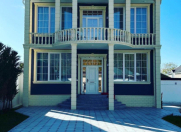 İcarəyə verilir 4 otaqlı 250 m2 bağ evi Qəbələ