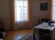 Satılır 3 otaqlı 87 m2 köhnə tikili Bakıxanov