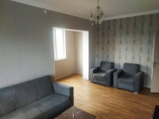 İcarəyə verilir 2 otaqlı 57 m2 köhnə tikili Qara Qarayev m.