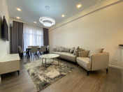 İcarəyə verilir 3 otaqlı 110 m2 yeni tikili Nizami m.