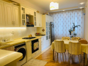 Satılır 4 otaqlı 135 m2 yeni tikili 7 mkr