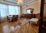 Satılır 3 otaqlı 103 m2 yeni tikili Gənclik m.