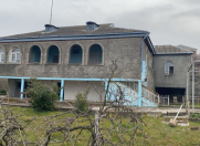 Satılır 4 otaqlı 200 m2 həyət evi Novxanı