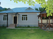 İcarəyə verilir 4 otaqlı 101 m2 yeni tikili Qəbələ