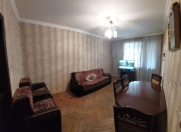 Satılır 2 otaqlı 60 m2 köhnə tikili 2 mkr