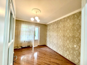 Satılır 2 otaqlı 55 m2 köhnə tikili Bakıxanov