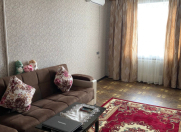 Satılır 2 otaqlı 58 m2 köhnə tikili Bakıxanov