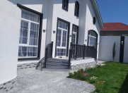 Satılır 4 otaqlı 130 m2 bağ evi Buzovna