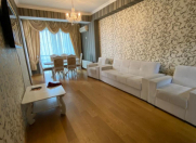 İcarəyə verilir 3 otaqlı 135 m2 yeni tikili Elmlər Akademiyası m.