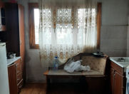 Satılır 2 otaqlı 30 m2 köhnə tikili Elmlər Akademiyası m.