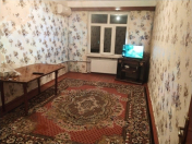 İcarəyə verilir 3 otaqlı 60 m2 köhnə tikili Həzi Aslanov m.