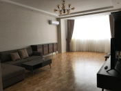 Satılır 4 otaqlı 175 m2 yeni tikili Nəriman Nərimanov m.