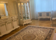 İcarəyə verilir 4 otaqlı 100 m2 köhnə tikili Həzi Aslanov m.