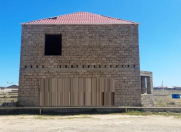 Satılır 6 otaqlı 180 m2 həyət evi Binə