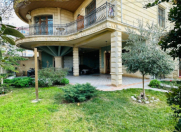 Satılır 9 otaqlı 300 m2 villa 6 mkr