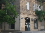 İcarəyə verilir 4 otaqlı 90 m2 obyekt Heydər Əliyev sarayı