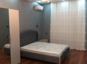 İcarəyə verilir 3 otaqlı 140 m2 yeni tikili 28 May m.