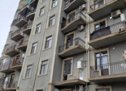 Satılır 3 otaqlı 123 m2 yeni tikili Bakıxanov