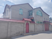 Satılır 5 otaqlı 250 m2 həyət evi Quba