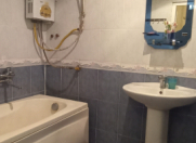 İcarəyə verilir 3 otaqlı 90 m2 köhnə tikili Ayna Sultanova heykəli