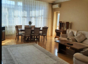 İcarəyə verilir 3 otaqlı 120 m2 yeni tikili Gənclik m.