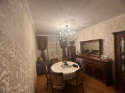 Satılır 4 otaqlı 90 m2 köhnə tikili Sərhədçi İdman kompleksi