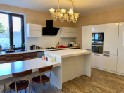 Satılır 8 otaqlı 600 m2 villa Botanika bağı