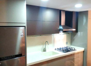 İcarəyə verilir 2 otaqlı 100 m2 köhnə tikili İçəri Şəhər m.