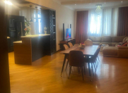 Satılır 4 otaqlı 200 m2 yeni tikili Musabəyov parkı