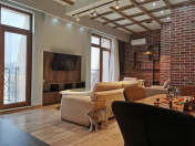 Satılır 3 otaqlı 140 m2 yeni tikili Park Bulvar