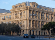 Satılır 3 otaqlı 120 m2 köhnə tikili Azərbaycan kinoteatrı