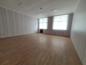 İcarəyə verilir 8 otaqlı 340 m2 ofis Nəriman Nərimanov m.