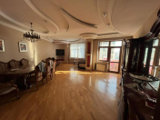 Satılır 4 otaqlı 162 m2 yeni tikili Azadlıq prospekti m.