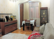 Satılır 4 otaqlı 120 m2 köhnə tikili 8 km