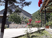 İcarəyə verilir 6 otaqlı 200 m2 həyət evi Qəbələ