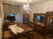 Satılır 4 otaqlı 120 m2 köhnə tikili 9 mkr