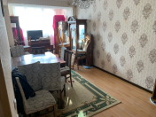 Satılır 4 otaqlı 100 m2 köhnə tikili 28 May m.