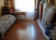 Satılır 5 otaqlı 90 m2 köhnə tikili Y.Günəşli