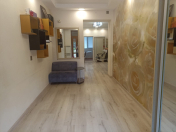 İcarəyə verilir 4 otaqlı 67 m2 obyekt Nizami m.