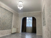 Satılır 2 otaqlı 60 m2 köhnə tikili 9 mkr