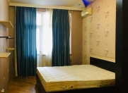 İcarəyə verilir 2 otaqlı 70 m2 yeni tikili Nizami m.