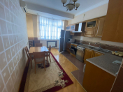 İcarəyə verilir 3 otaqlı 150 m2 yeni tikili Elmlər Akademiyası m.